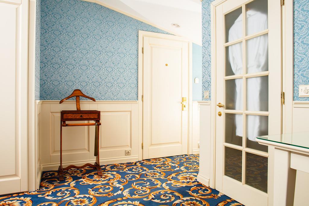 ホテルMinisterium オデッサ エクステリア 写真